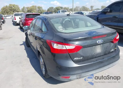 2013 Ford Focus Se z USA, uszkodzony, nr VIN 1FADP3F24DL302893